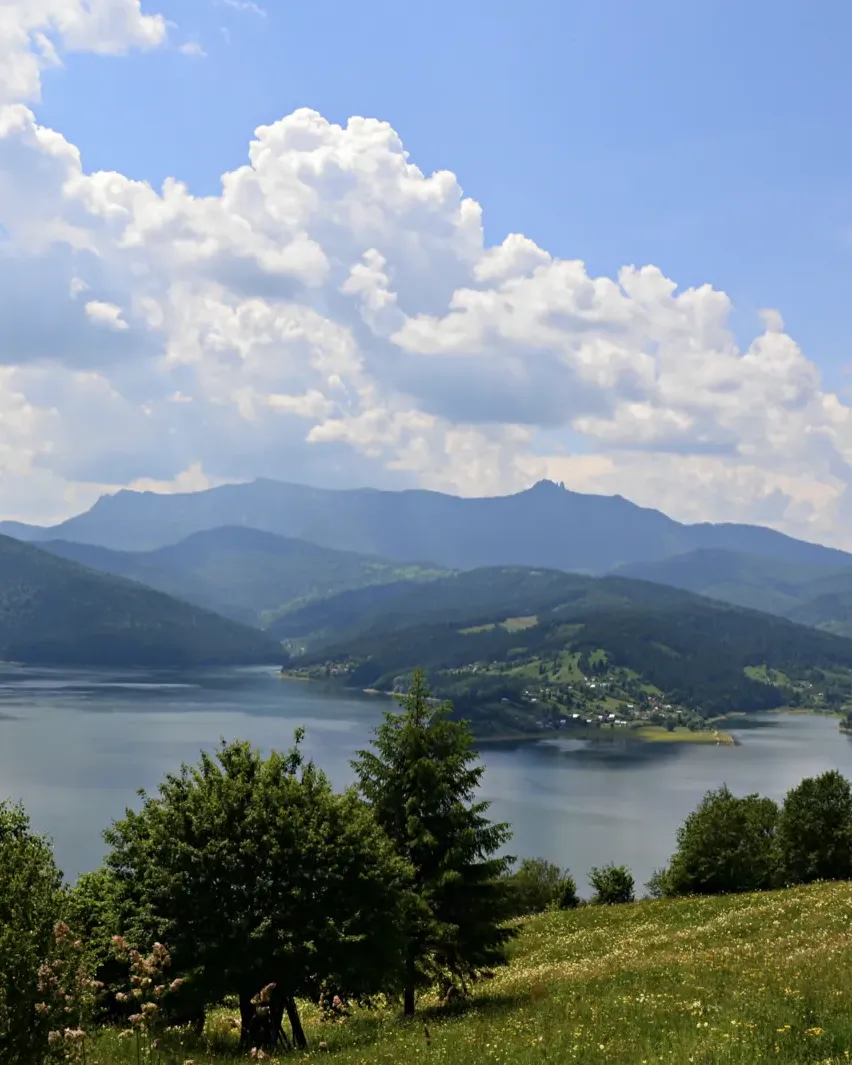 Lacul Izvorul Muntelui (Lacul Bicaz)